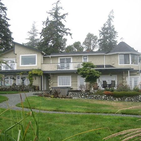 The Lodge At Weir'S Beach Metchosin 外观 照片