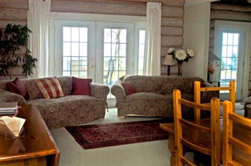 The Lodge At Weir'S Beach Metchosin 外观 照片