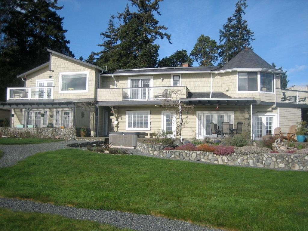 The Lodge At Weir'S Beach Metchosin 外观 照片
