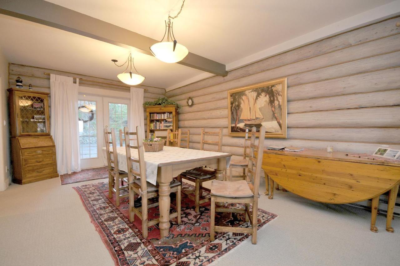The Lodge At Weir'S Beach Metchosin 外观 照片